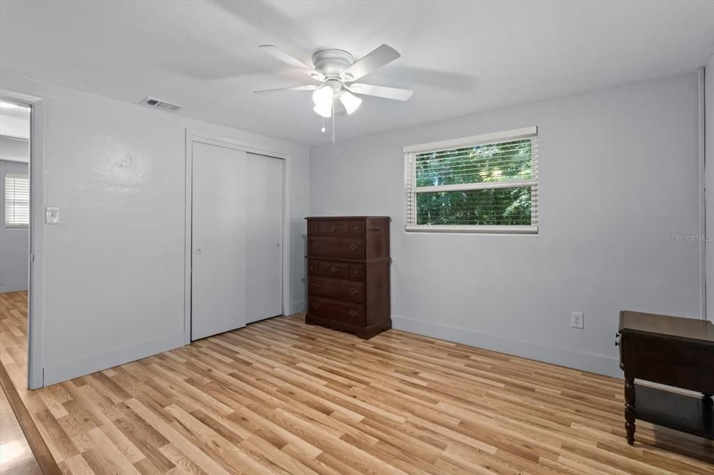 На продажу: $225,900 (3 спален, 2 ванн, 1656 Квадратных фут)