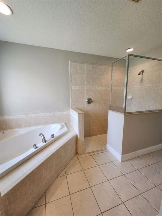 В аренду: $2,995 (4 спален, 3 ванн, 2742 Квадратных фут)