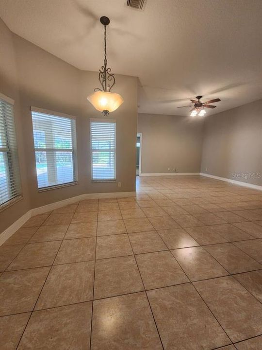 В аренду: $2,995 (4 спален, 3 ванн, 2742 Квадратных фут)