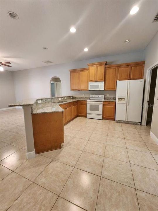 В аренду: $2,995 (4 спален, 3 ванн, 2742 Квадратных фут)