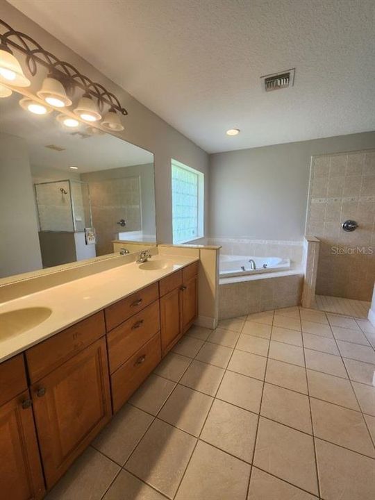 В аренду: $2,995 (4 спален, 3 ванн, 2742 Квадратных фут)