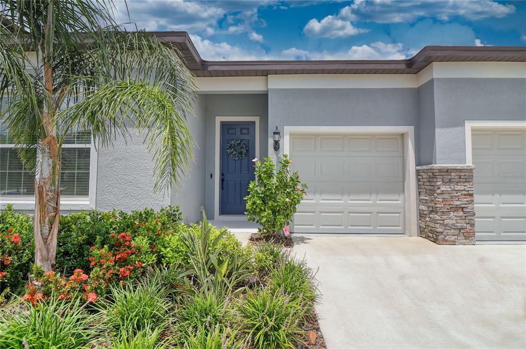 Activo con contrato: $594,900 (4 camas, 4 baños, 2777 Pies cuadrados)