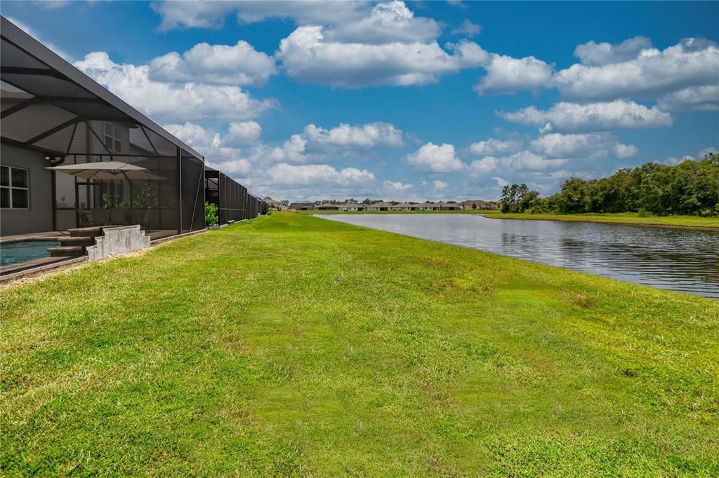 Activo con contrato: $594,900 (4 camas, 4 baños, 2777 Pies cuadrados)