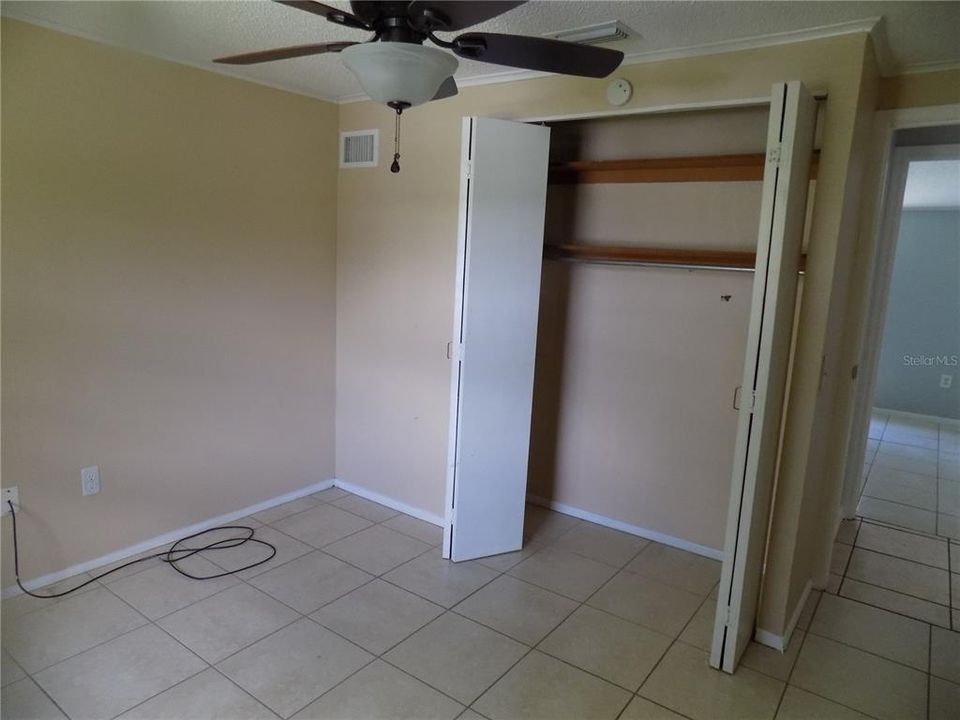 Activo con contrato: $300,000 (3 camas, 2 baños, 1236 Pies cuadrados)