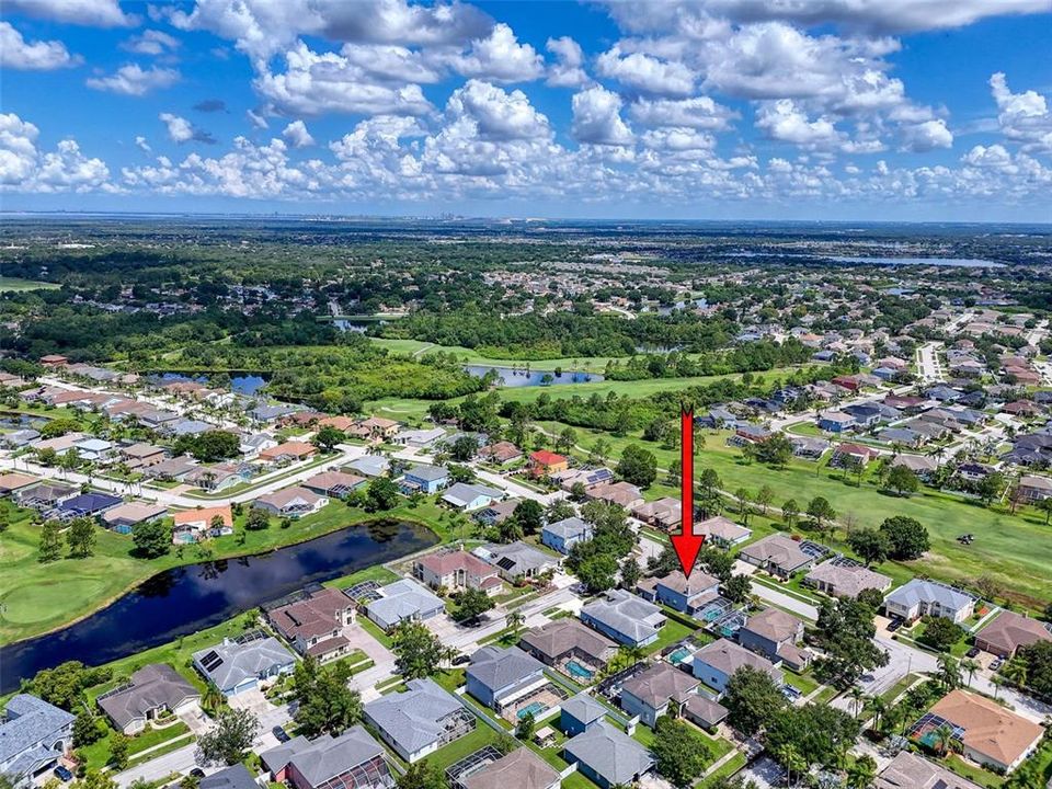 Activo con contrato: $545,000 (5 camas, 2 baños, 3214 Pies cuadrados)