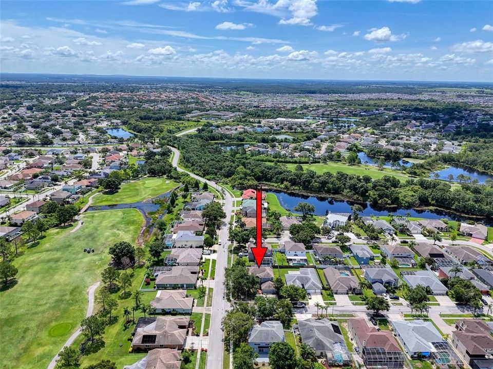 Activo con contrato: $545,000 (5 camas, 2 baños, 3214 Pies cuadrados)