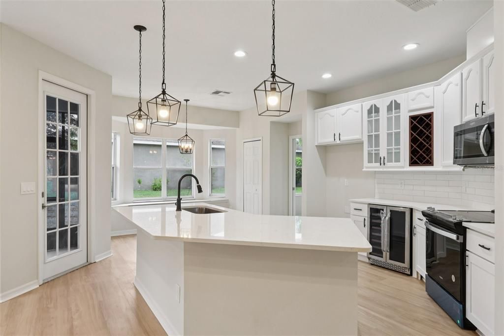 For Sale: $505,000 (4 beds, 2 baths, 2865 Square Feet)