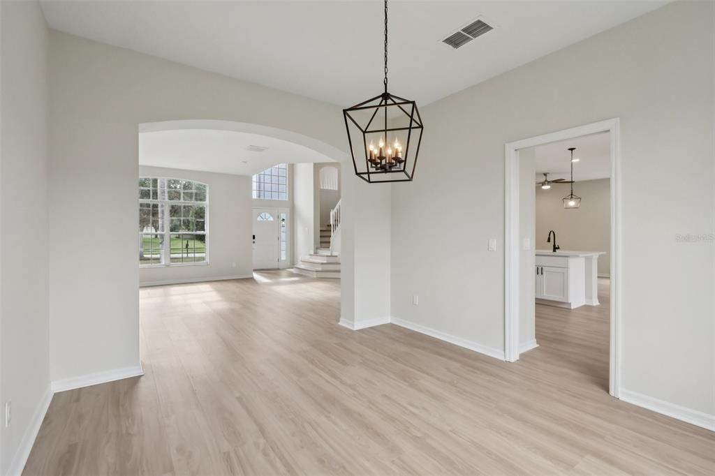 For Sale: $505,000 (4 beds, 2 baths, 2865 Square Feet)