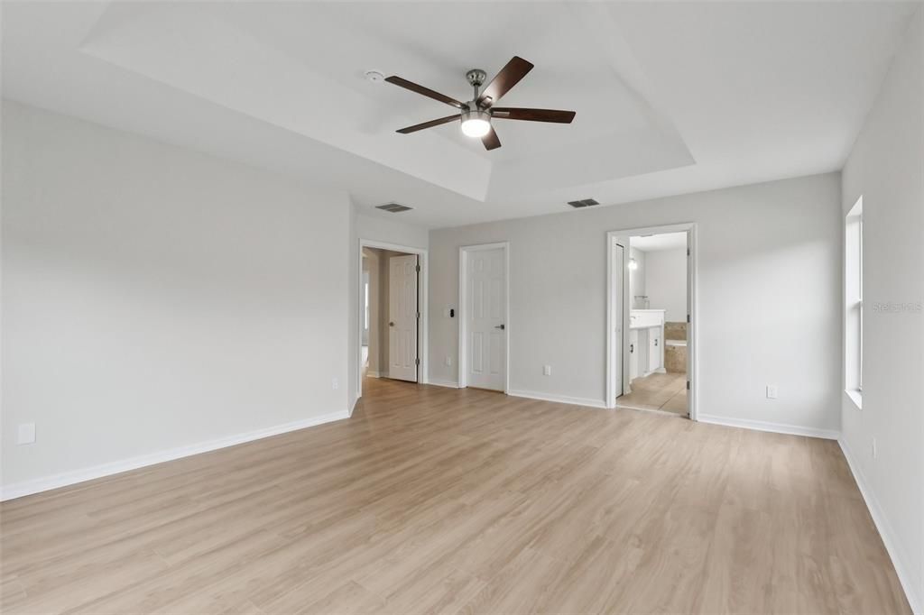 For Sale: $505,000 (4 beds, 2 baths, 2865 Square Feet)