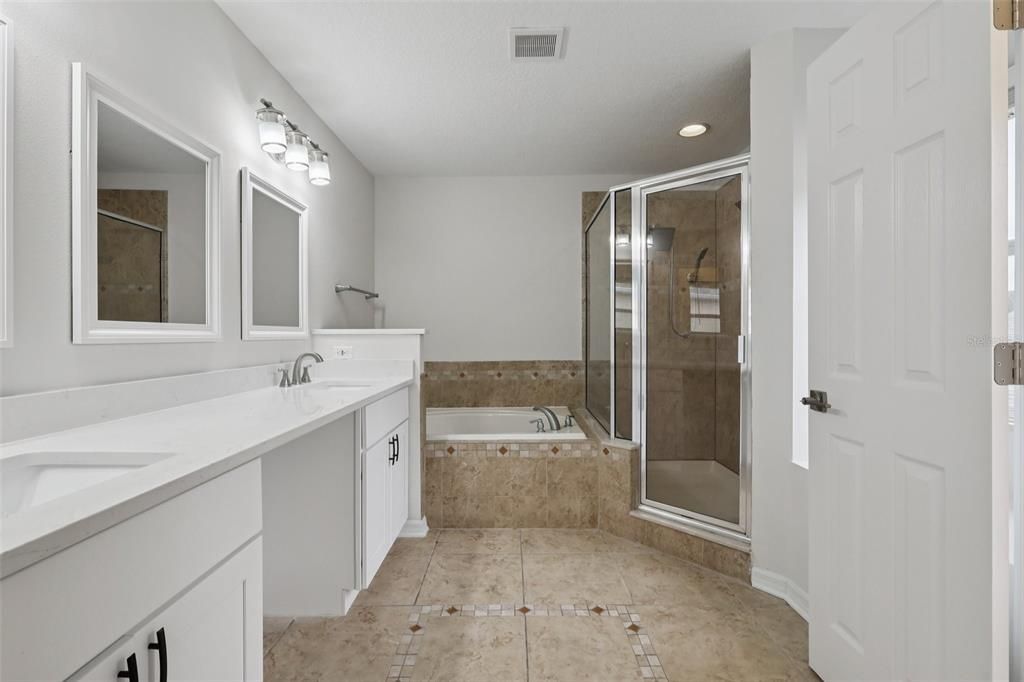 For Sale: $505,000 (4 beds, 2 baths, 2865 Square Feet)