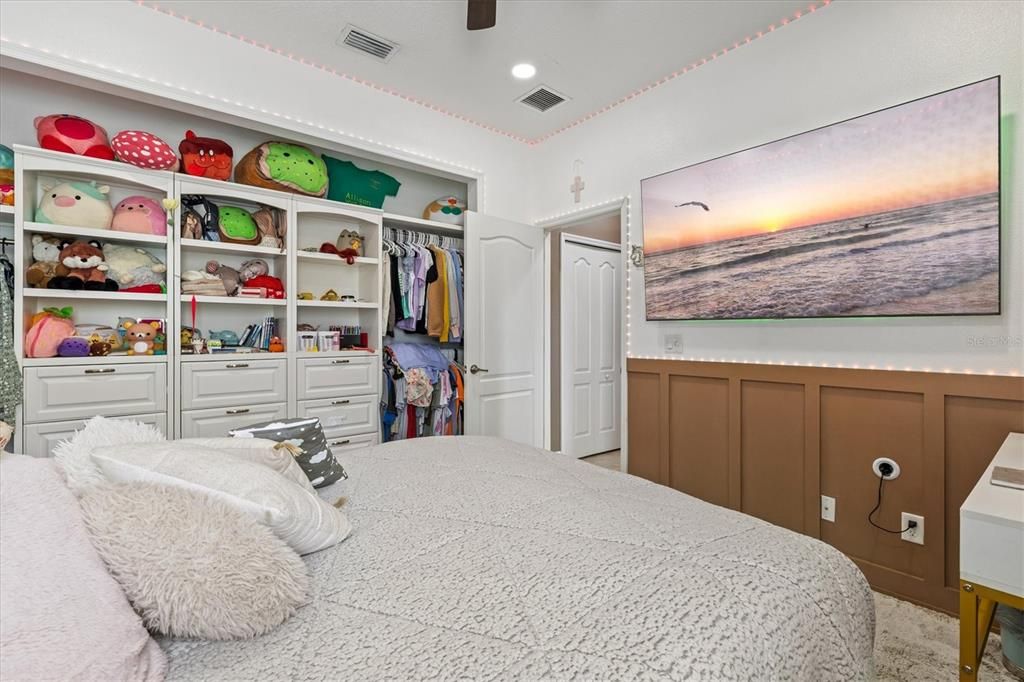 Active With Contract: $742,500 (5 beds, 4 baths, 2999 Square Feet)