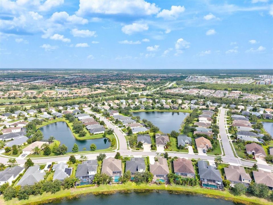 Active With Contract: $742,500 (5 beds, 4 baths, 2999 Square Feet)