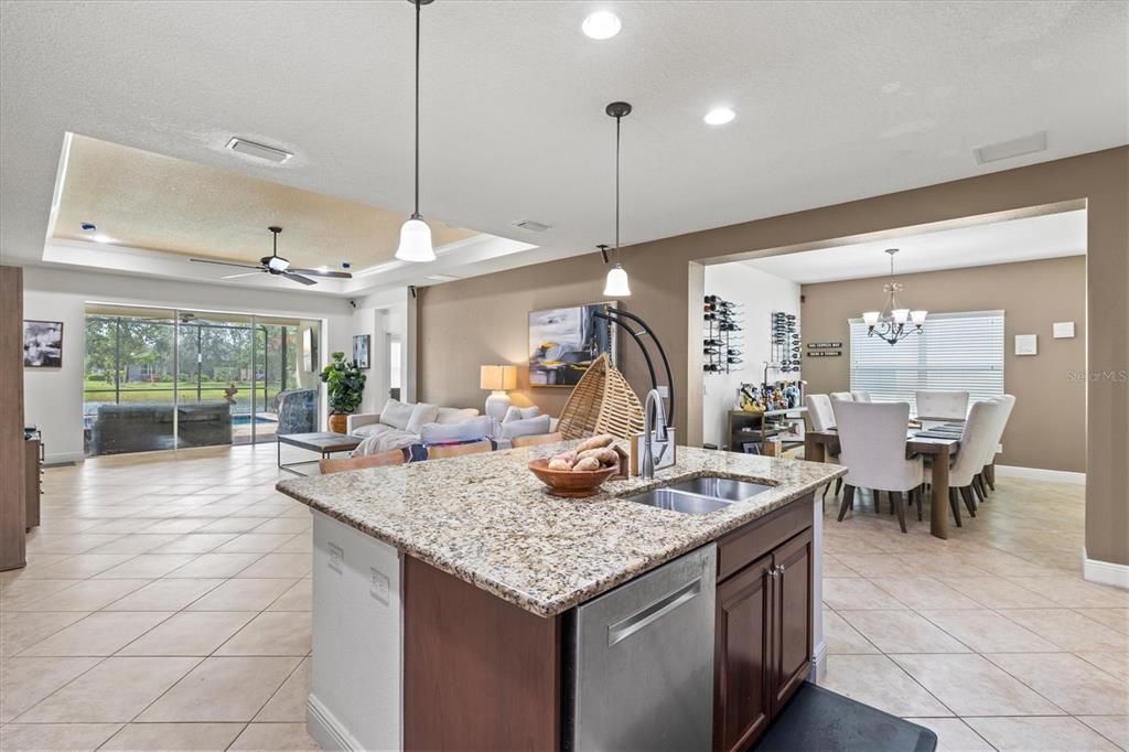 Active With Contract: $742,500 (5 beds, 4 baths, 2999 Square Feet)