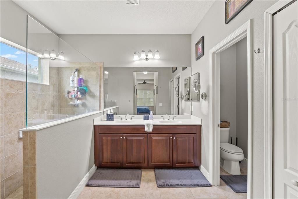 Active With Contract: $742,500 (5 beds, 4 baths, 2999 Square Feet)