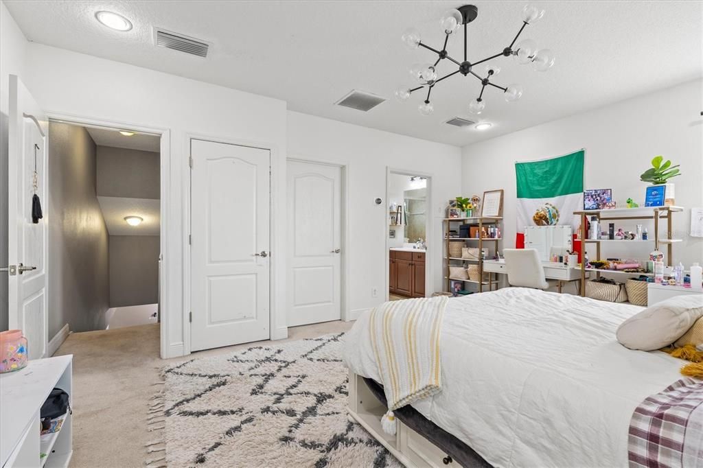 Active With Contract: $742,500 (5 beds, 4 baths, 2999 Square Feet)