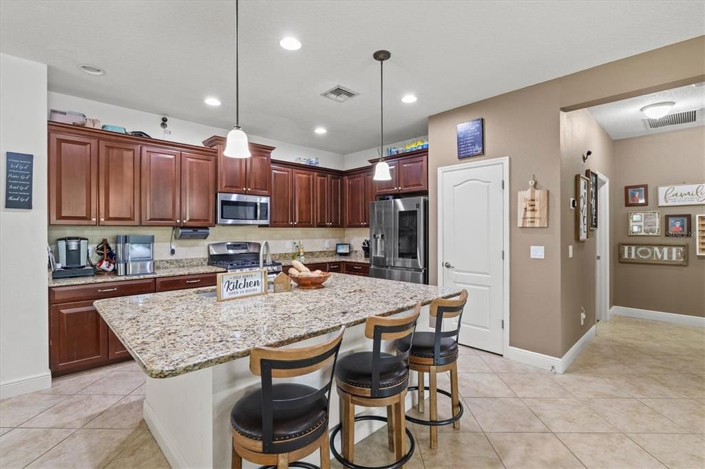 Active With Contract: $742,500 (5 beds, 4 baths, 2999 Square Feet)