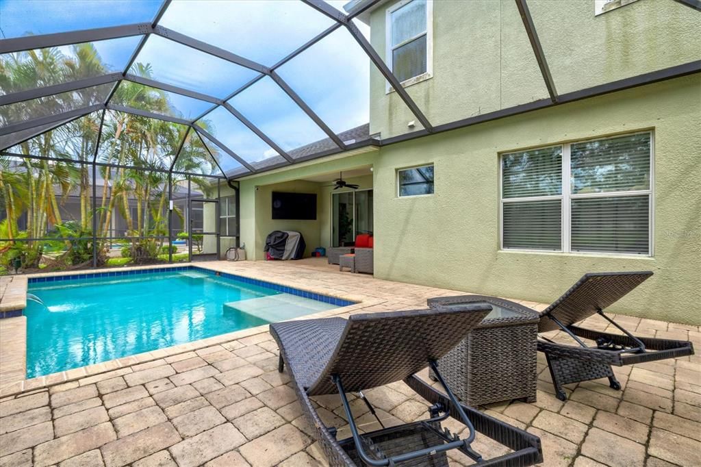 Active With Contract: $742,500 (5 beds, 4 baths, 2999 Square Feet)