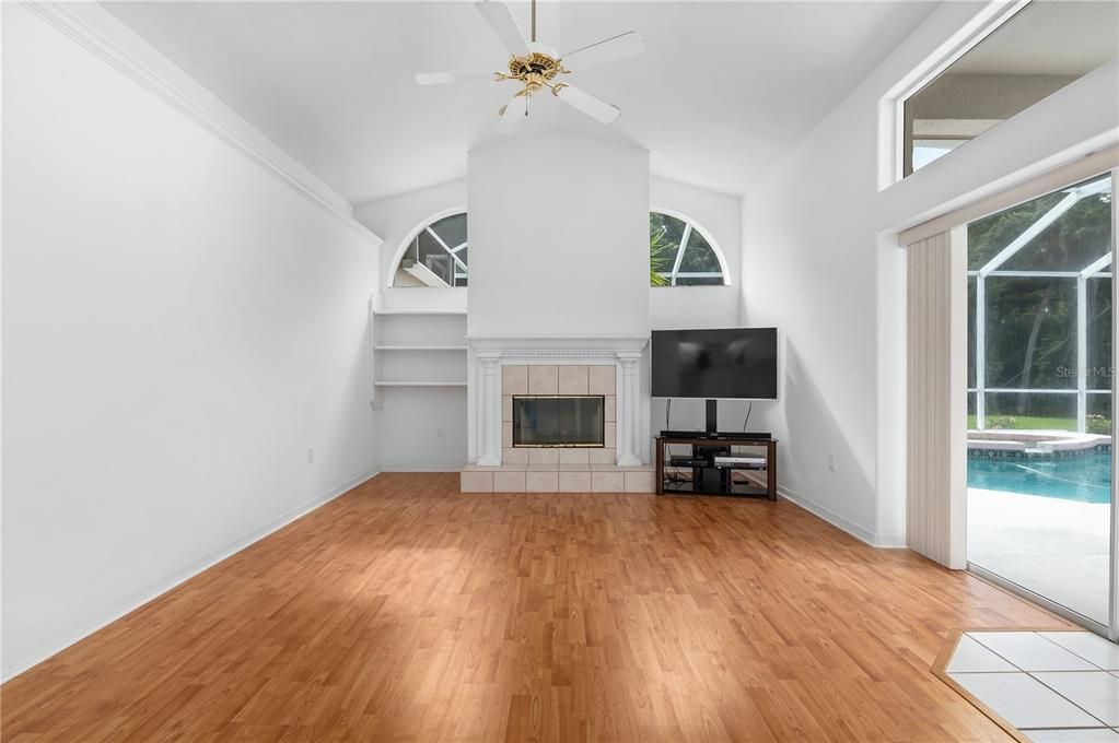 En Renta: $2,995 (3 camas, 2 baños, 2198 Pies cuadrados)