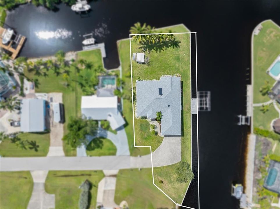 Active With Contract: $599,000 (3 beds, 2 baths, 2233 Square Feet)