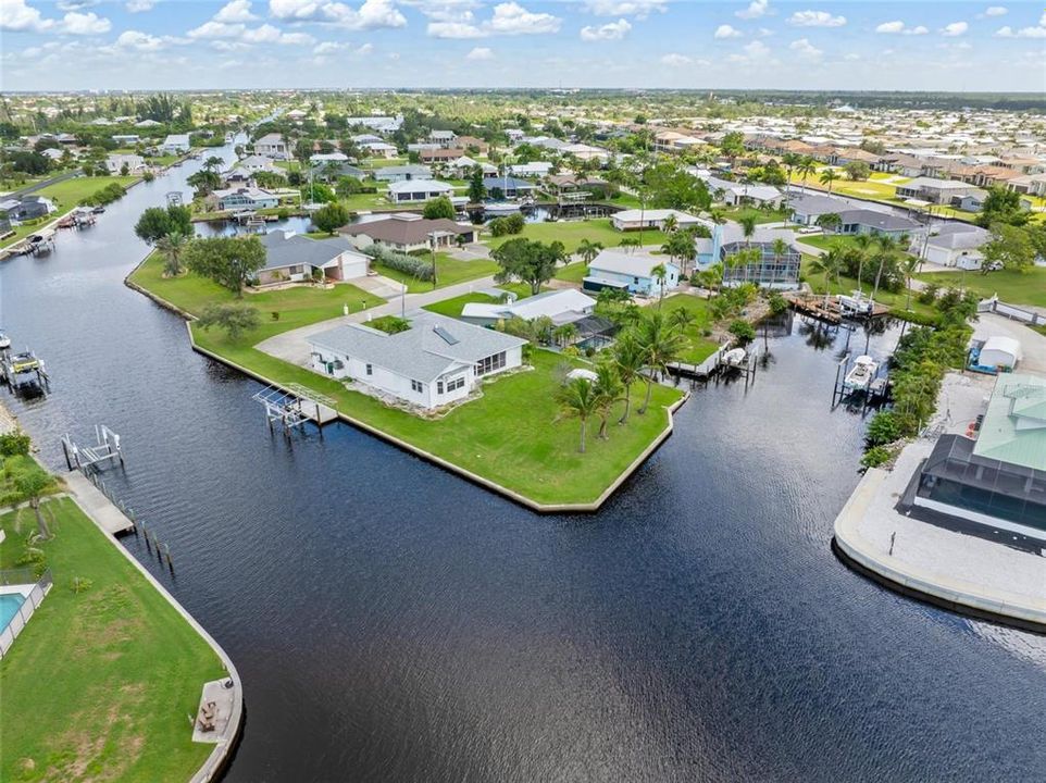 Active With Contract: $599,000 (3 beds, 2 baths, 2233 Square Feet)