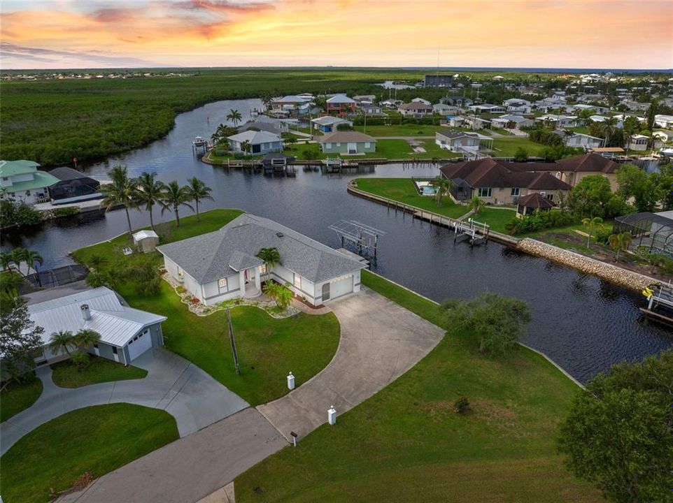 Active With Contract: $599,000 (3 beds, 2 baths, 2233 Square Feet)