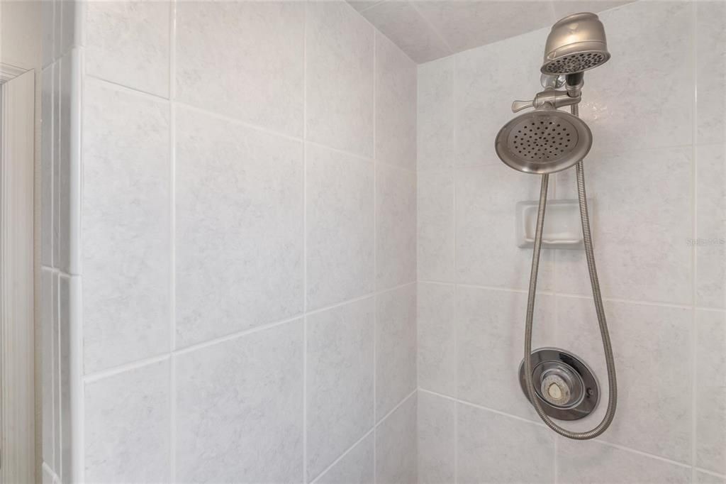 Active With Contract: $599,000 (3 beds, 2 baths, 2233 Square Feet)