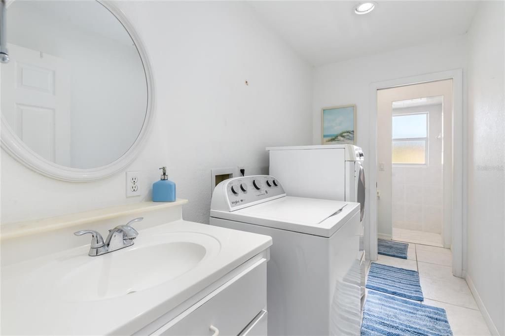 Active With Contract: $599,000 (3 beds, 2 baths, 2233 Square Feet)