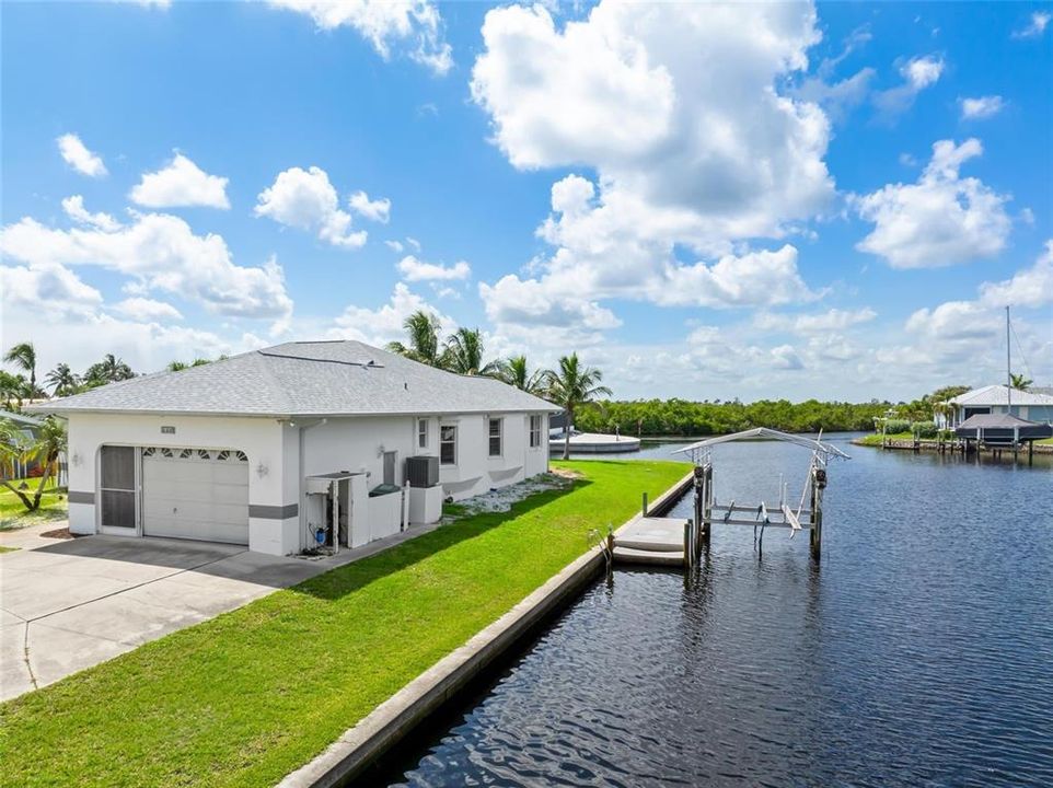 Active With Contract: $599,000 (3 beds, 2 baths, 2233 Square Feet)