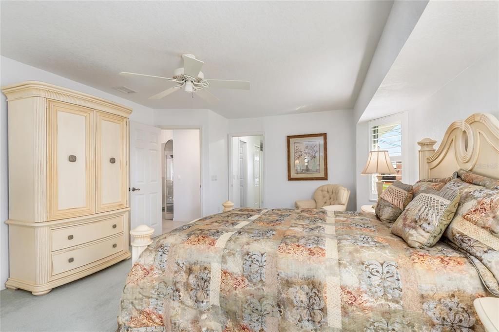 Active With Contract: $599,000 (3 beds, 2 baths, 2233 Square Feet)