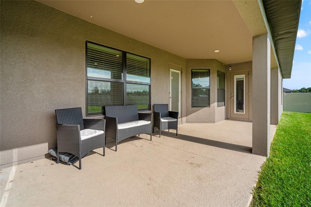 En Venta: $523,000 (4 camas, 3 baños, 2316 Pies cuadrados)