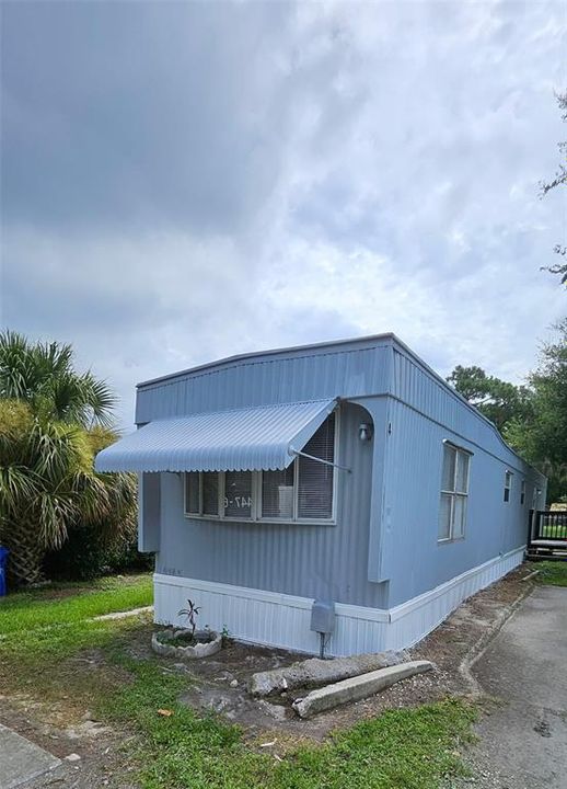 Recently Rented: $1,300 (2 beds, 1 baths, 900 Square Feet)