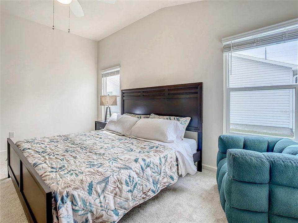 На продажу: $289,000 (2 спален, 2 ванн, 1148 Квадратных фут)