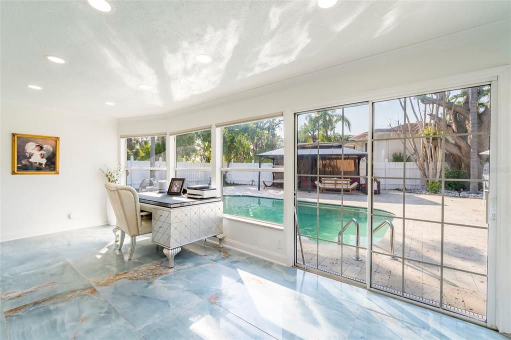 For Rent: $5,500 (3 beds, 2 baths, 2000 Square Feet)