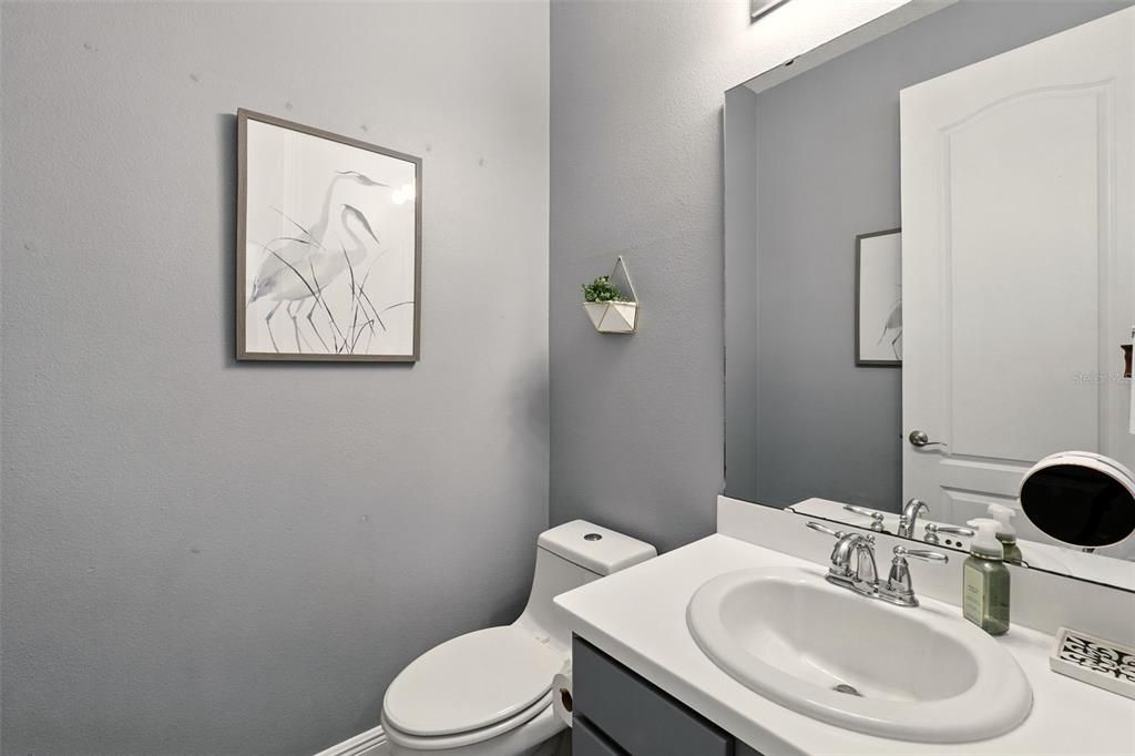 Active With Contract: $1,499,998 (5 beds, 5 baths, 5120 Square Feet)