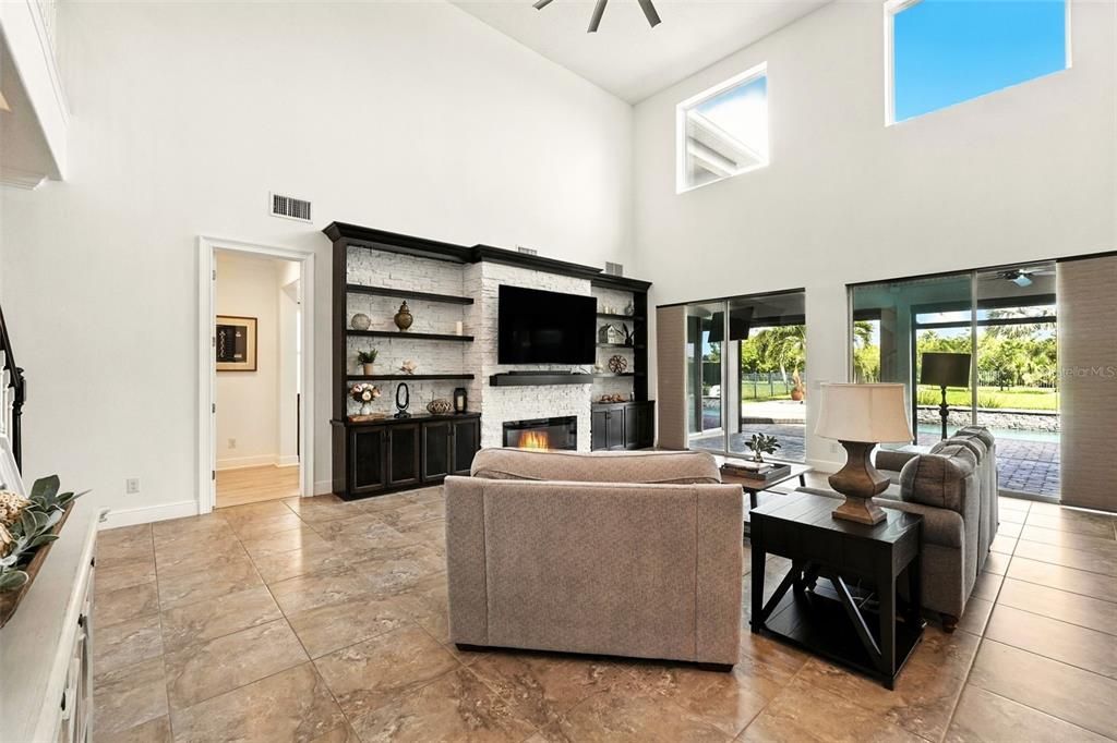 Active With Contract: $1,499,998 (5 beds, 5 baths, 5120 Square Feet)