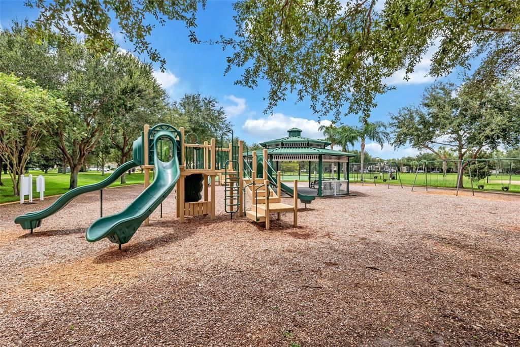 Active With Contract: $1,499,998 (5 beds, 5 baths, 5120 Square Feet)