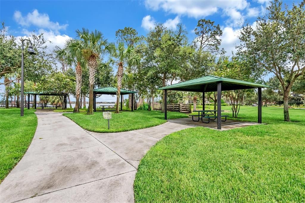 Active With Contract: $1,499,998 (5 beds, 5 baths, 5120 Square Feet)