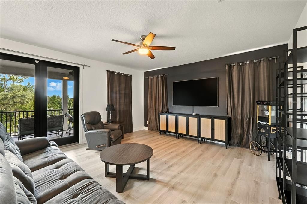 Active With Contract: $1,499,998 (5 beds, 5 baths, 5120 Square Feet)