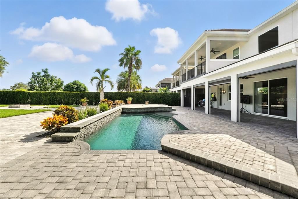 Active With Contract: $1,499,998 (5 beds, 5 baths, 5120 Square Feet)