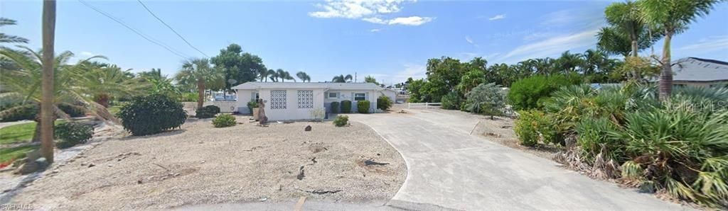En Venta: $499,999 (0.36 acres)