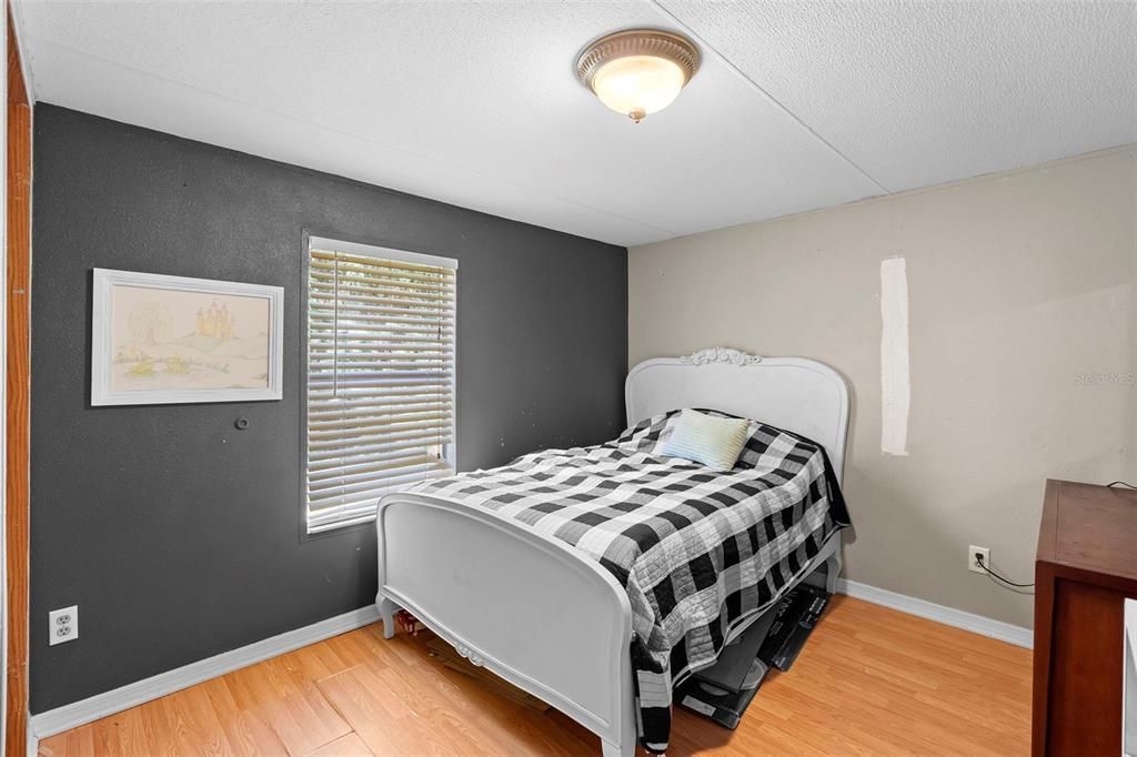 Activo con contrato: $424,900 (4 camas, 2 baños, 1848 Pies cuadrados)