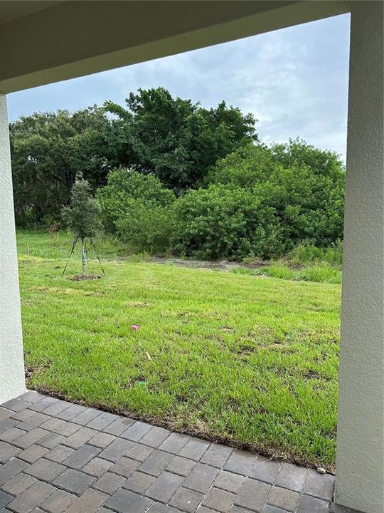 Под контрактом: $2,350 (4 спален, 2 ванн, 1850 Квадратных фут)