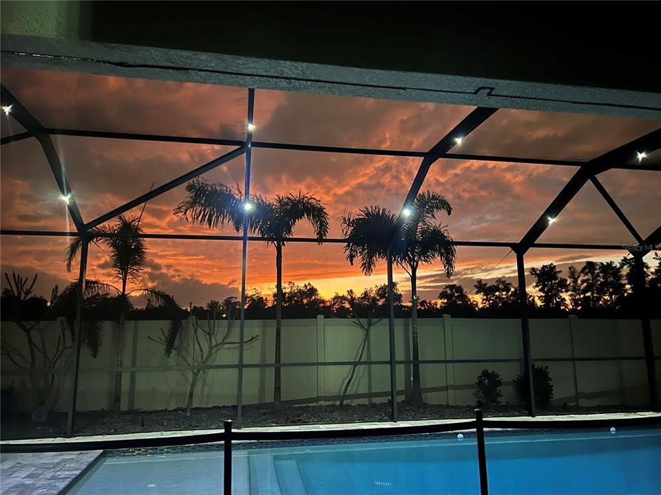 For Sale: $729,000 (5 beds, 3 baths, 3537 Square Feet)