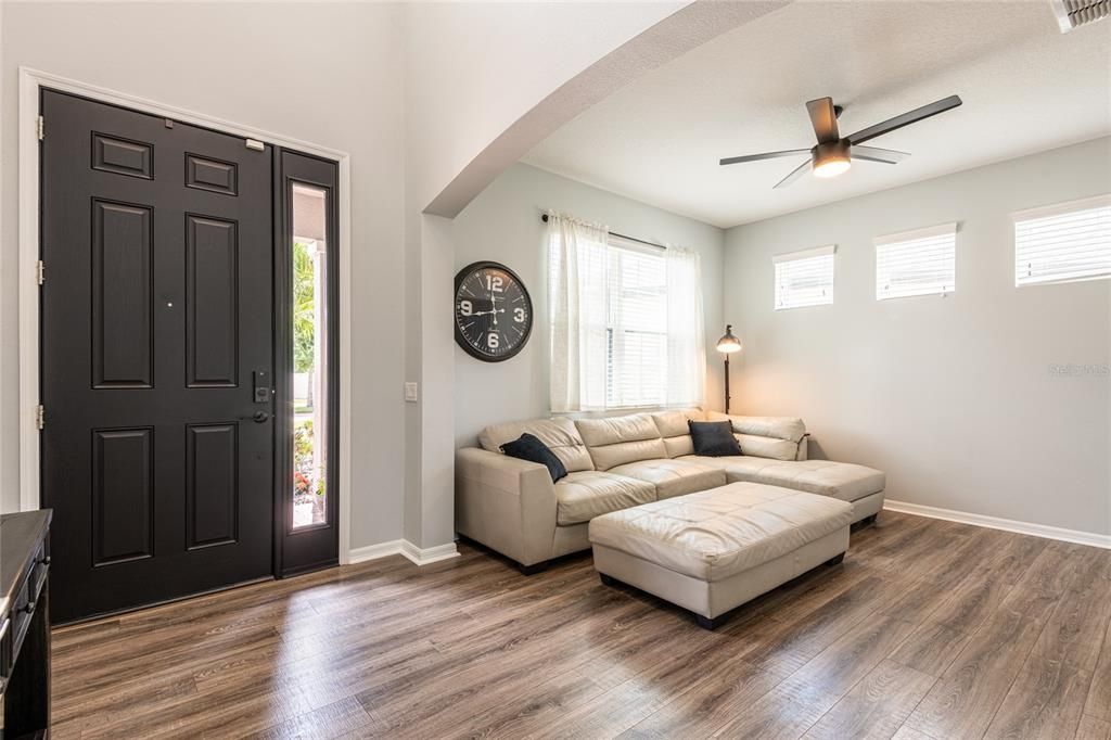 For Sale: $729,000 (5 beds, 3 baths, 3537 Square Feet)