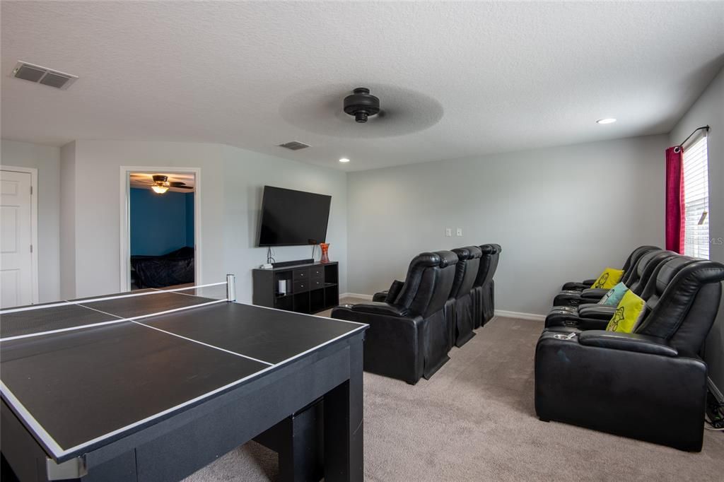 For Sale: $729,000 (5 beds, 3 baths, 3537 Square Feet)