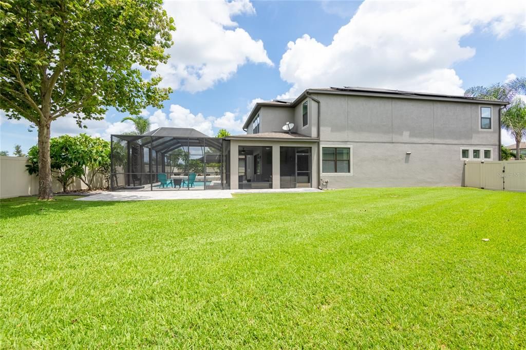 For Sale: $729,000 (5 beds, 3 baths, 3537 Square Feet)