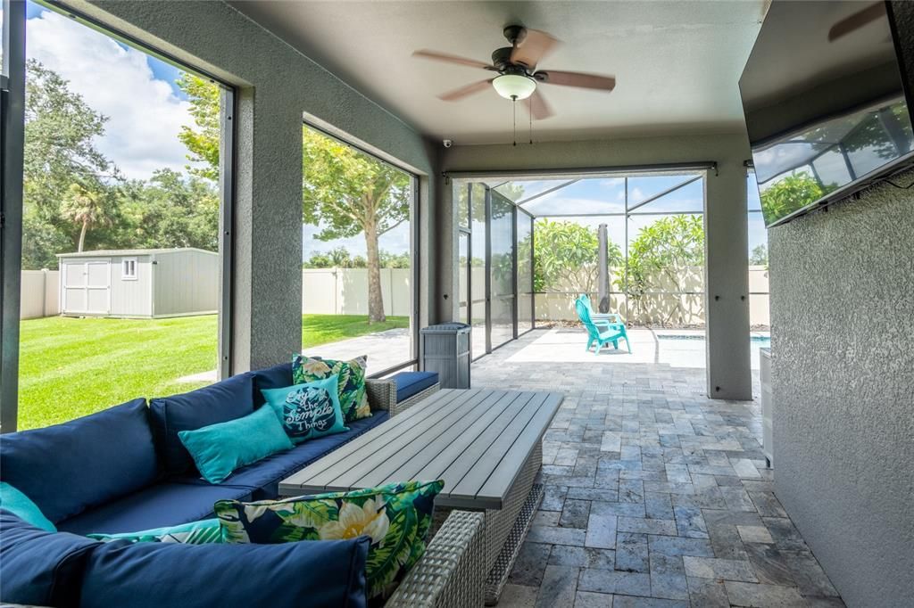 For Sale: $729,000 (5 beds, 3 baths, 3537 Square Feet)