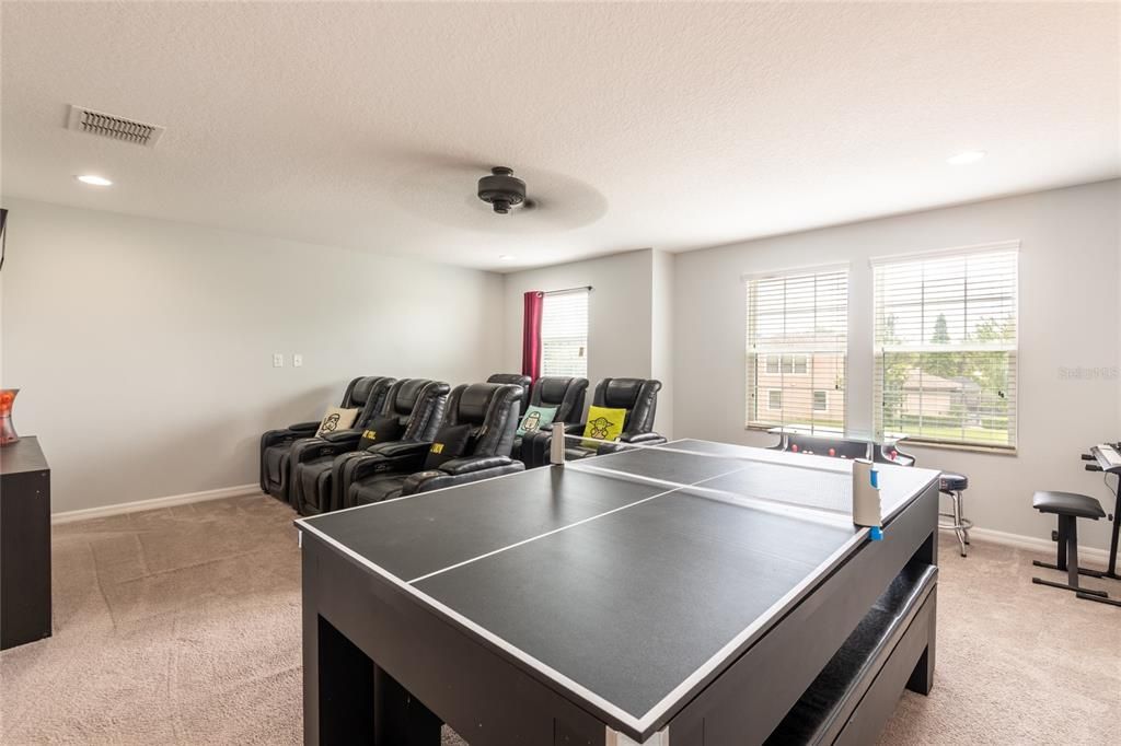 For Sale: $729,000 (5 beds, 3 baths, 3537 Square Feet)