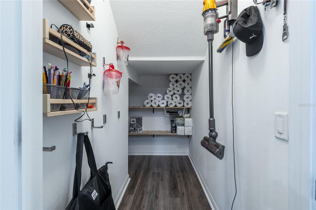 For Sale: $729,000 (5 beds, 3 baths, 3537 Square Feet)