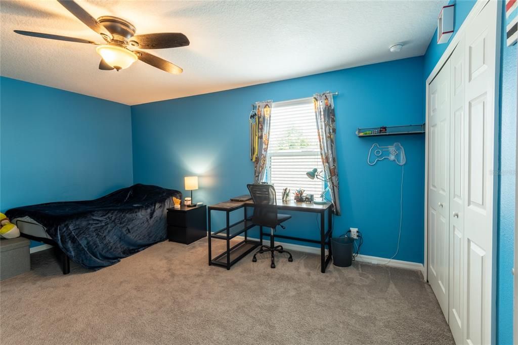 For Sale: $729,000 (5 beds, 3 baths, 3537 Square Feet)